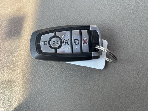 Used 2019 Ford Expedition Limited w/ Equipment Group 302A RWD image 37