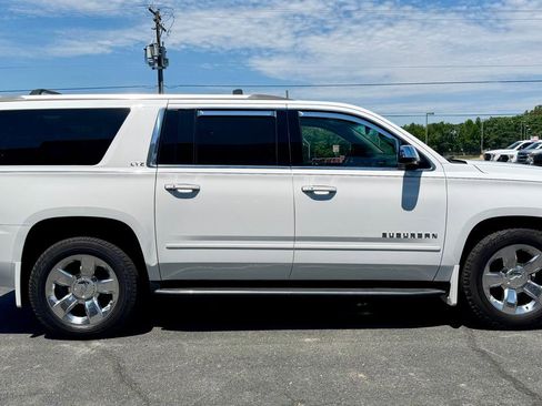 Used 2017 Chevrolet Suburban Premier AWD/4WD image 5