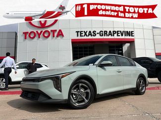 Used 2025 Kia K4 LXS video 1