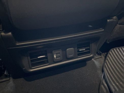 Used 2020 Chevrolet Silverado 1500 RST w/ All-Star Edition image 15