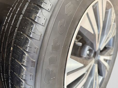 Certified 2023 Nissan Rogue SV image 19