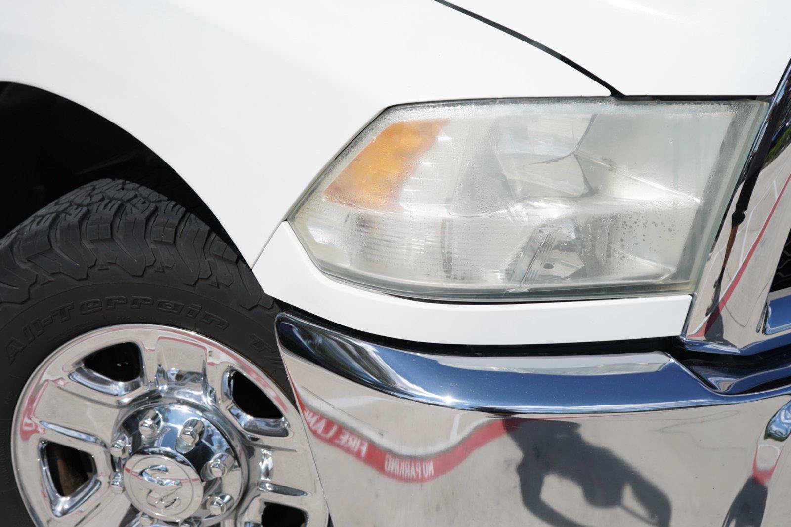 Used 2015 RAM 2500 Tradesman w/ Chrome Appearance Group RWD image 3