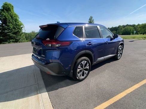 Certified 2023 Nissan Rogue SV AWD/4WD image 7