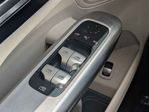 Certified 2026 Mercedes-Benz GLC 300 image 13