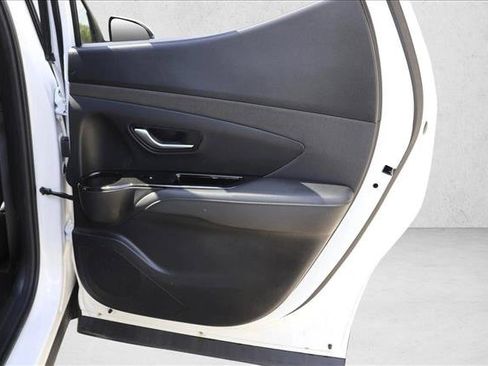 Used 2025 Hyundai Santa Cruz SEL AWD/4WD image 27