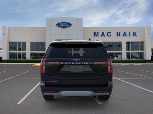 New 2025 Ford Expedition Platinum w/ Platinum Ultimate Package AWD/4WD image 35
