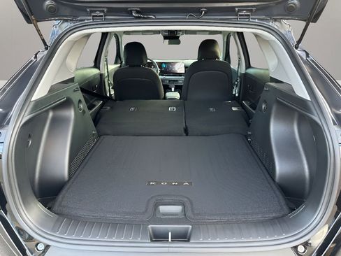 Used 2025 Hyundai Kona SEL image 8