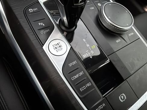 Used 2021 BMW 330i xDrive Sedan w/ Convenience Package image 29