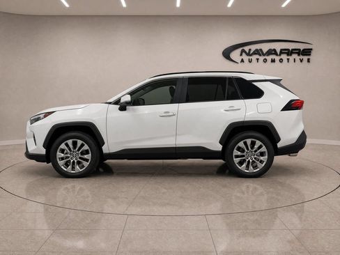 Used 2025 Toyota RAV4 XLE Premium FWD image 4
