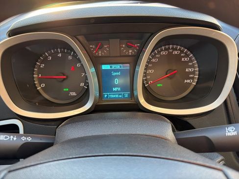 Used 2013 Chevrolet Equinox LS image 30