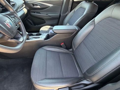 Used 2024 Buick Envista Preferred image 12