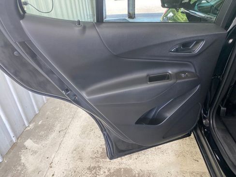 Used 2023 Chevrolet Equinox LT AWD/4WD image 24