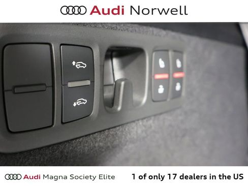 New 2025 Audi Q7 3.0T Premium Plus image 15
