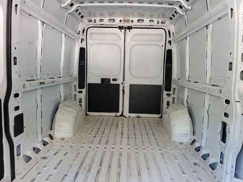 Used 2023 RAM ProMaster 2500 FWD image 13