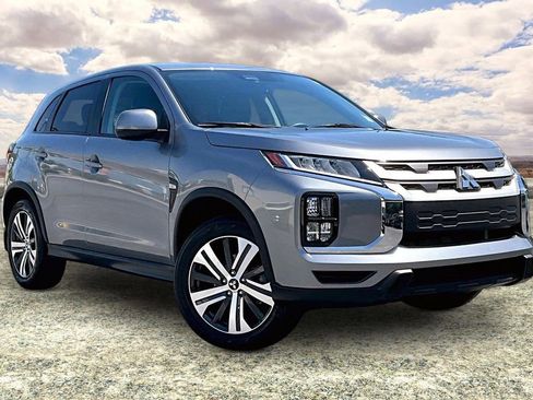 Used 2025 Mitsubishi Outlander Sport AWD image 1
