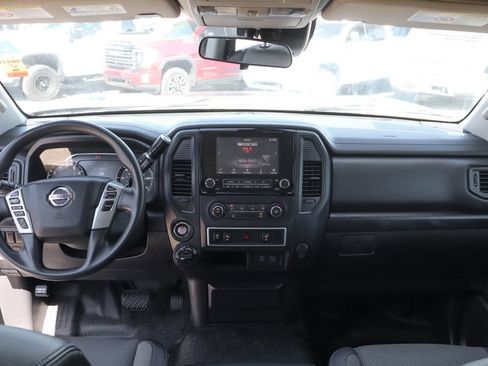 Used 2021 Nissan Titan S w/ HD Front GAWR Package AWD/4WD image 27