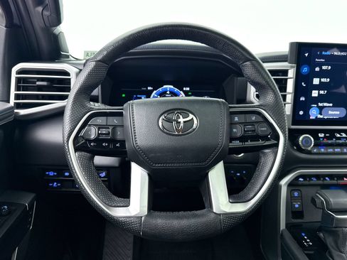 Used 2023 Toyota Sequoia Platinum AWD/4WD image 36
