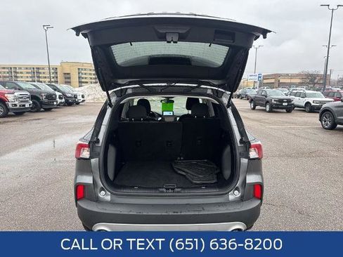 Certified 2022 Ford Escape SE w/ Cold Weather Package AWD/4WD image 35
