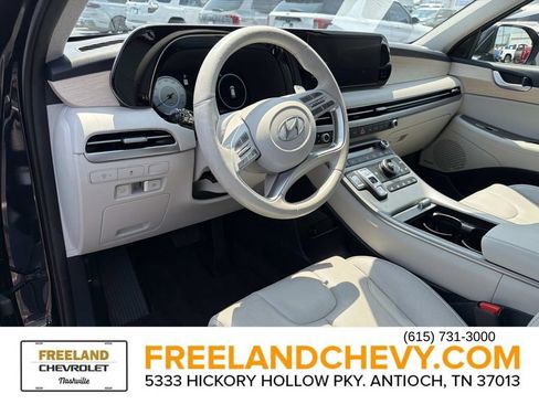 Used 2023 Hyundai Palisade Limited FWD image 26