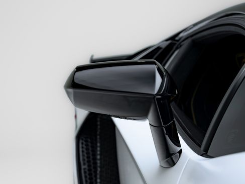 Used 2021 Lamborghini Aventador SVJ image 21