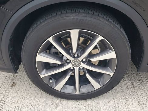 Used 2025 Acura MDX w/ Technology Package FWD image 4