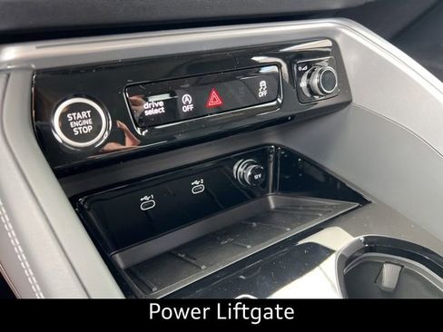 New 2025 Audi Q5 Premium Plus image 14