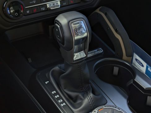 New 2025 Ford Bronco Badlands image 49