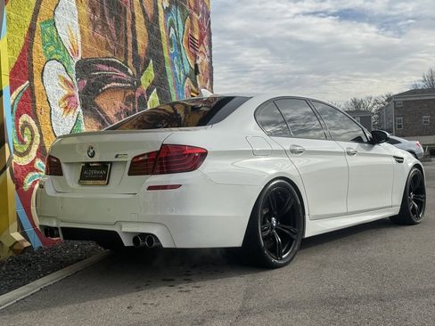 Used 2016 BMW M5 w/ Executive Package image 3