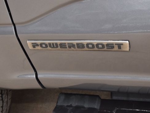 Certified 2025 Ford F150 Lariat w/ Equipment Group 501A Mid image 41