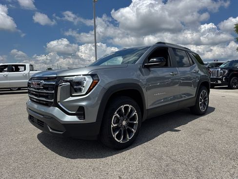 New 2027 GMC Terrain Elevation w/ Elevation Premium Package FWD image 3