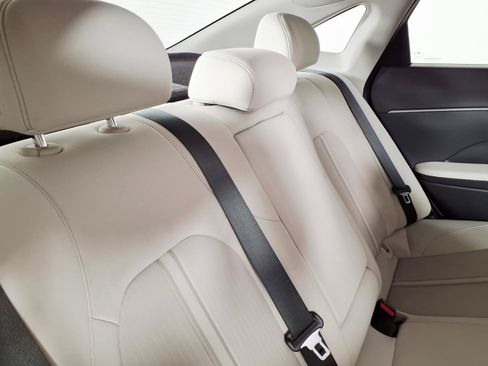 Certified 2024 Hyundai Sonata SEL FWD image 12