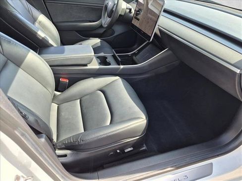 Used 2020 Tesla Model 3 Long Range AWD/4WD image 19