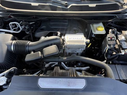 Used 2022 Jeep Wagoneer Series III AWD/4WD image 41