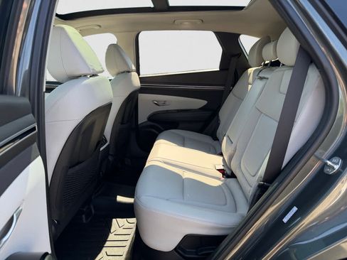 Used 2023 Hyundai Tucson Limited AWD/4WD image 11