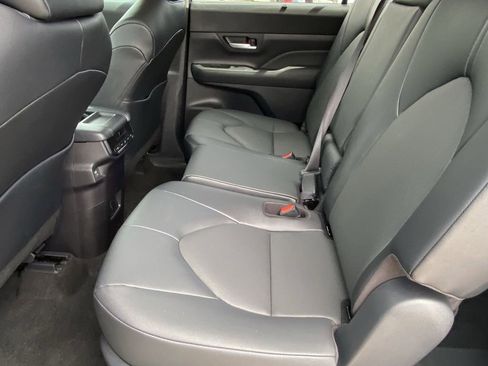 Certified 2026 Toyota Grand Highlander XLE image 21