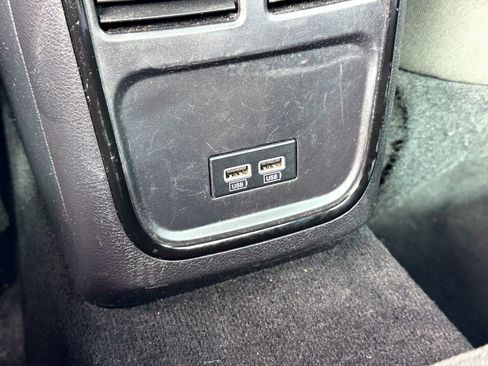 Used 2020 Dodge Charger SXT w/ Blacktop Package image 19