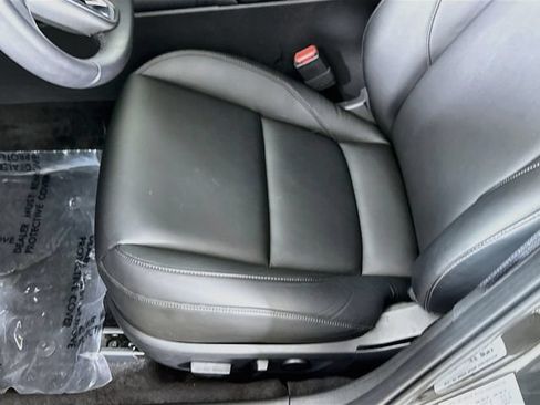 Used 2025 MAZDA MAZDA3 s FWD image 18