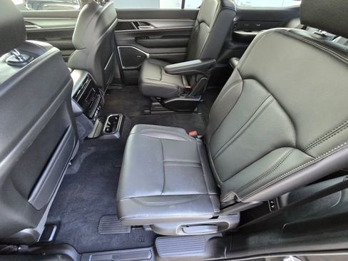 New 2026 Jeep Grand Wagoneer 4WD image 27