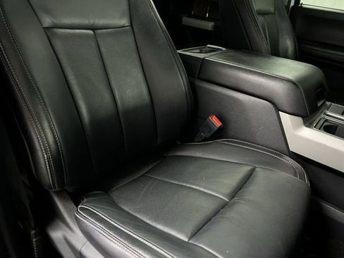 Used 2020 Ford F150 Lariat w/ Equipment Group 502A Luxury AWD/4WD image 29