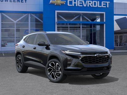 New 2026 Chevrolet Trax RS w/ Driver Confidence Package FWD image 7