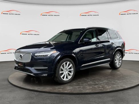 Used 2017 Volvo XC90 T6 Inscription w/ Vision Package image 1