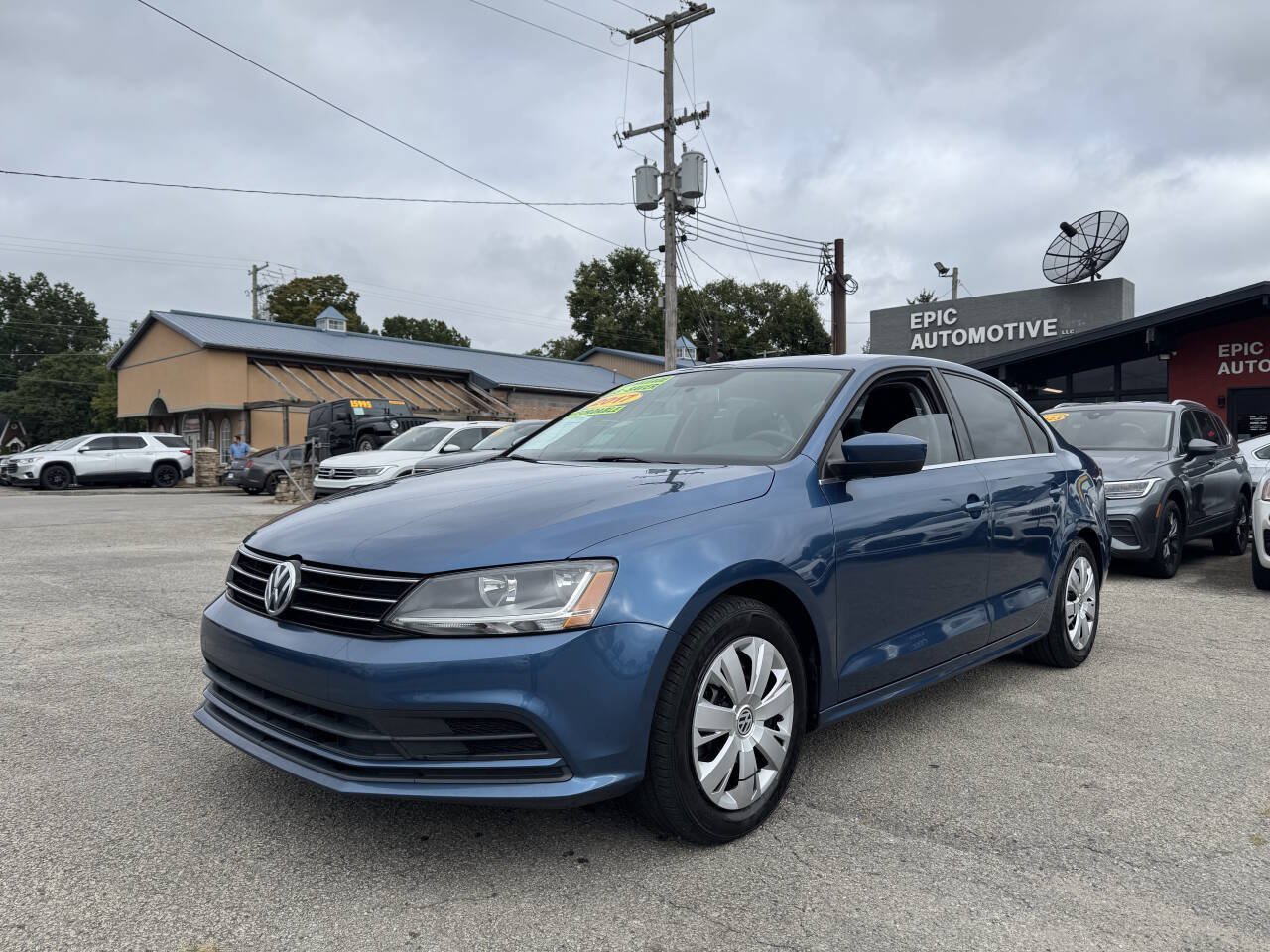 Used 2017 Volkswagen Jetta S FWD image 1