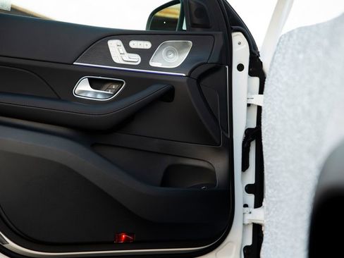 New 2026 Mercedes-Benz GLE 350 4MATIC image 9