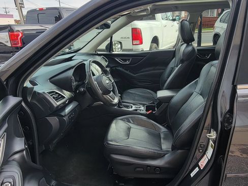 Used 2019 Subaru Forester Limited AWD/4WD image 9