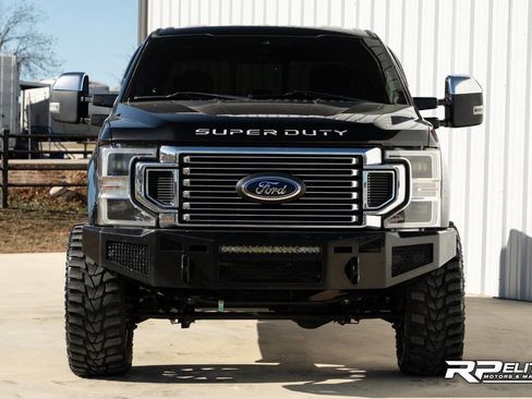 Used 2020 Ford F350 Lariat w/ Lariat Ultimate Package image 3