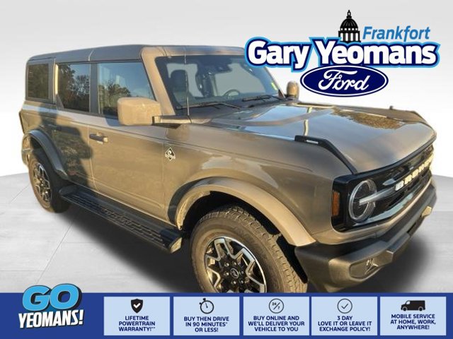 Used 2026 Ford Bronco Outer Banks AWD/4WD image 1