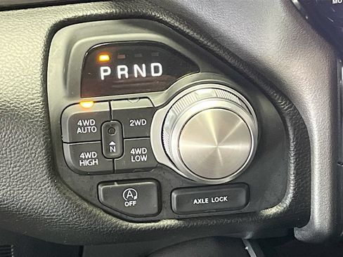 Used 2025 RAM 1500 Laramie w/ Night Edition AWD/4WD image 17