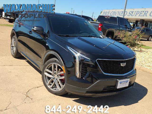 Used 2021 Cadillac XT4 Sport w/ Cold Weather Package FWD image 1