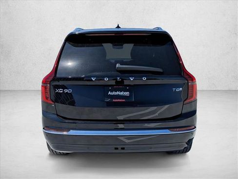 New 2026 Volvo XC90 T8 Plus w/ Protection Package AWD/4WD image 7