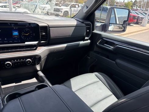 Certified 2025 Chevrolet Silverado 2500 LTZ w/ LTZ Plus Package AWD/4WD image 22